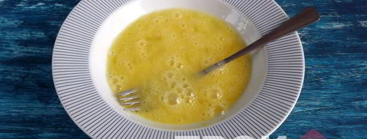 сырный омлет с ветчиной. Шаг 2