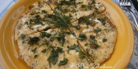 Вкусный завтрак — омлет с творогом