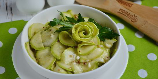 Острая закуска из кабачков