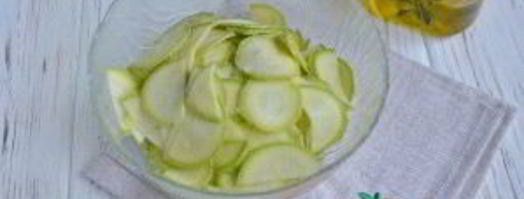 острая закуска из кабачков. Шаг 3