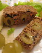 Паштет с фруктовым салатом