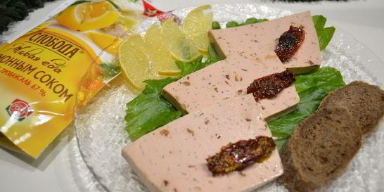 Сливочный паштет из лосося с зеленью