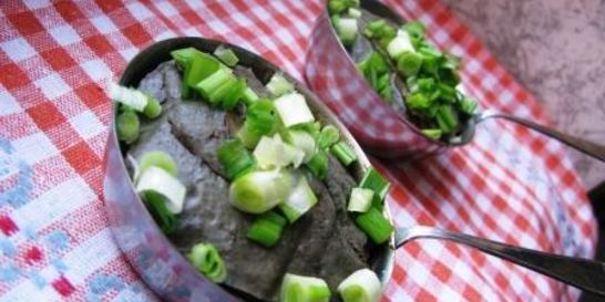 Запеченный паштет с грибами и бренди