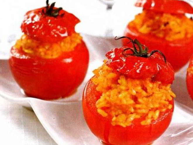 Рецепт помидоров, фаршированных пряным рисом