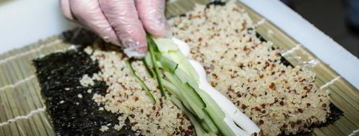 киноа ролл. Шаг 4