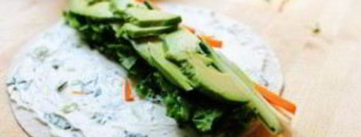 овощные роллы из лепешек тортильяс. Шаг 4