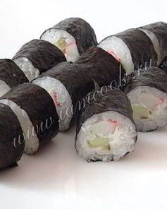 Роллы с крабовыми палочками