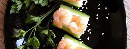 роллы с креветками в огурцах. Шаг 9