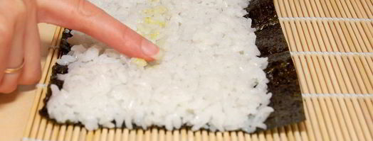 роллы с семгой. Шаг 7