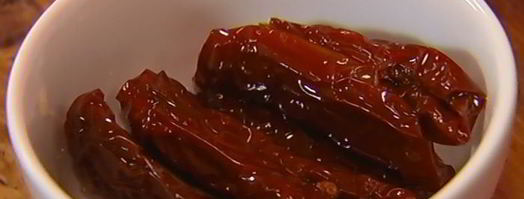 тортилья-роллы с курицей, творогом и вялеными помидорами. Шаг 5