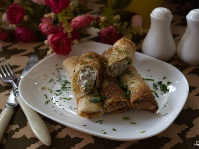 Рецепт блинных рулетиков с начинкой