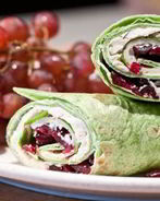 Быстрые рулетики с индейкой