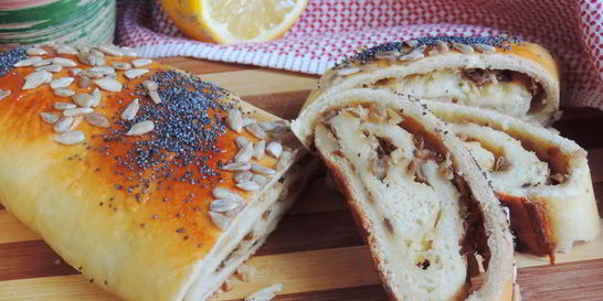 Картофельный рулет с вешенками