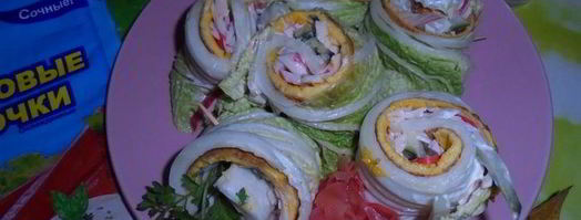 крабовые рулетики с омлетом и огурцом. Шаг 8