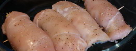 куриные рулетики с миндально-мятной начинкой. Шаг 9