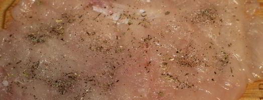 куриные рулетики с начинкой. Шаг 2