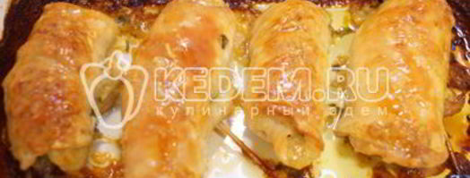 куриные рулетики с сыром и зеленью. Шаг 8