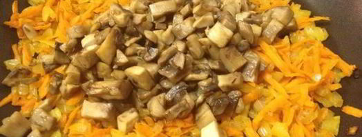 куриные рулеты, фаршированные грибами и овощами. Шаг 5