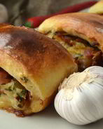 Мекленбурские картофельные рулеты со шкварками из бекона