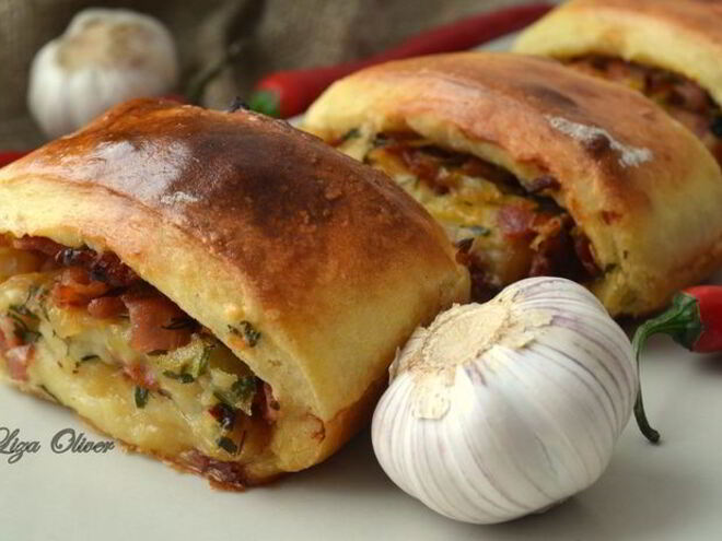 Рецепт мекленбурских картофельных рулетов со шкварками из бекона