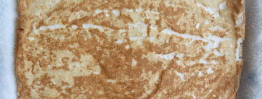 меренговый рулет с малиной. Шаг 5