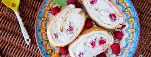 меренговый рулет с малиной. Шаг 7