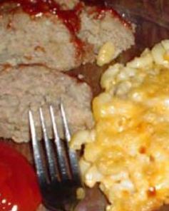 Мясной рулет и макароны с сыром