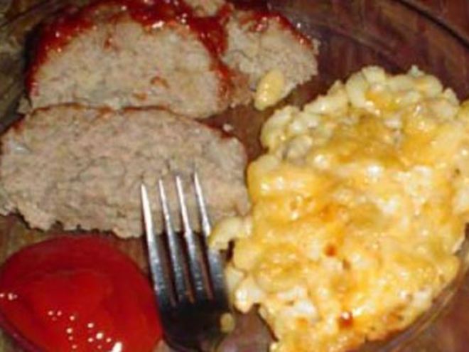 Рецепт мясного рулета и макароны с сыром