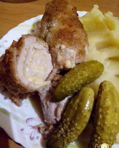 Мясные рулетики с сыром и чесноком