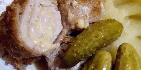 Мясные рулетики с сыром и чесноком