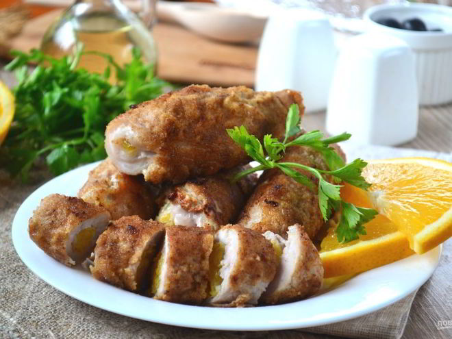 Рецепт мясных рулетиков с сюрпризом