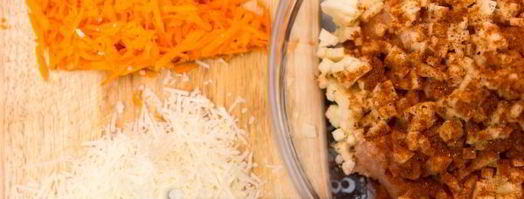 паровой куриный рулет с яблоком, орехами и пармезаном. Шаг 4