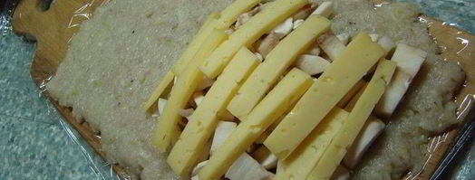 рулет из индюшатины с грибами и сыром на пару. Шаг 2