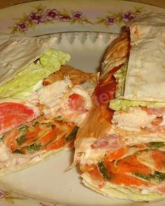 Рулет из лаваша с корейской морковкой