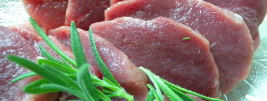 рулет из мясной вырезки с вишней. Шаг 3