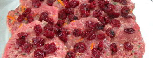 рулет из мясной вырезки с вишней. Шаг 10