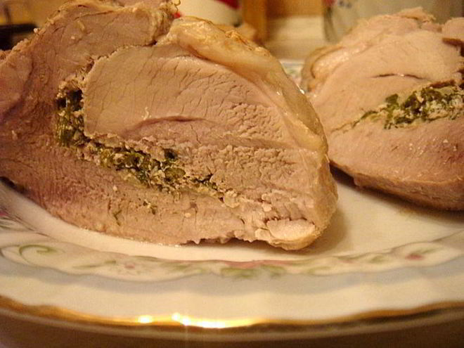 Рецепт рулета из свинины с укропом