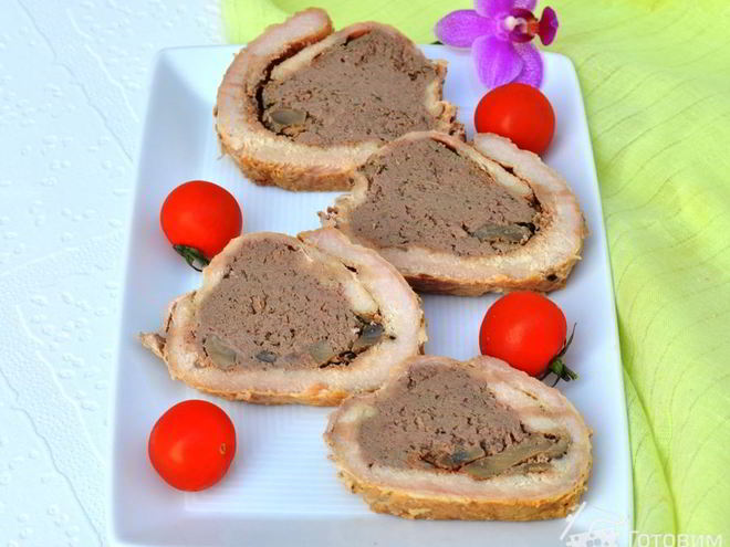 Рецепт рулета мясного с печеночным паштетом