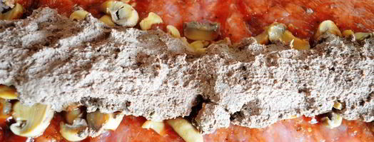 рулет мясной с печеночным паштетом. Шаг 3