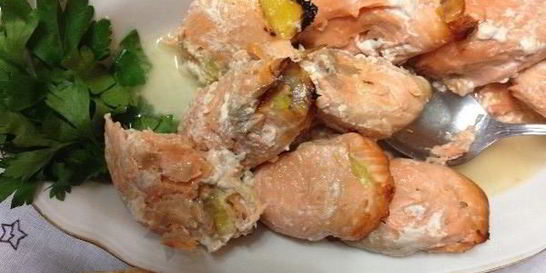 Рулетики из форели с апельсинами