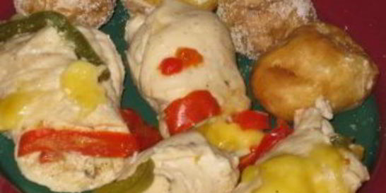 Рулетики из куриной грудки