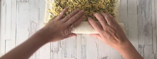 рулетики из слоеного теста с сыром. Шаг 11