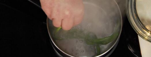 рулетики из цукини. Шаг 3