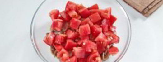 рулетики с томатами и грибами. Шаг 3