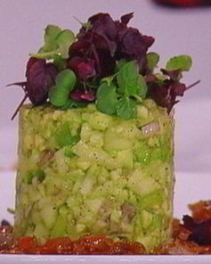 Севиче из филе форели с авокадово-яблочным тартаром