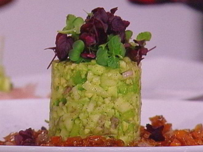 Рецепт севиче из филе форели с авокадово-яблочным тартаром