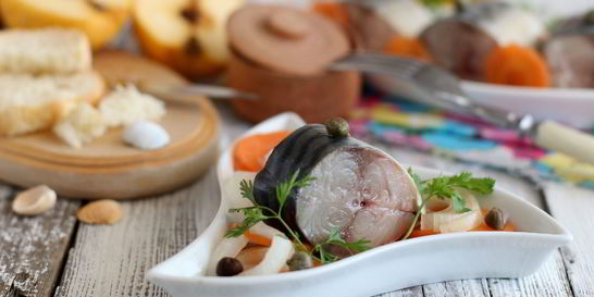 Скумбрия, маринованная