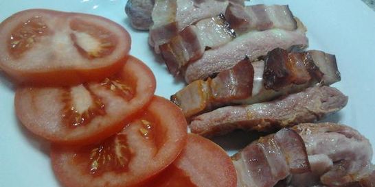 Сосиски запеченные с беконом