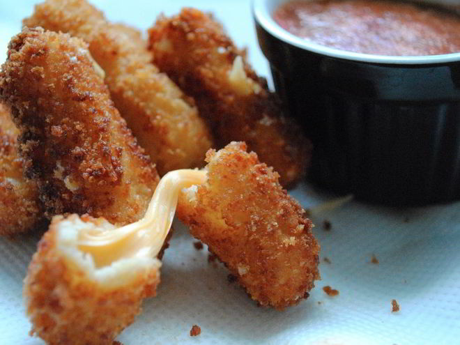 Рецепт сырных палочек в кляре