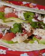 Такос с рыбой и грейпфрутовым соусом